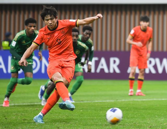 欧冠决赛下注-马德兴：命运捉弄中国足球 久帅经验浅国青有硬伤