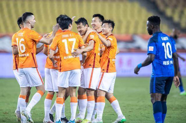 欧冠决赛投注-长江这一年：从三连胜到提前降级 扣九分涉李铁案